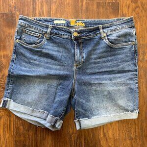Kut From The Kloth Katy Boyfriend Shorts Size 18